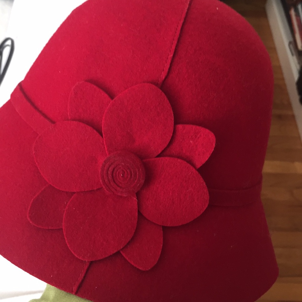 Jack Murphy Crimson Wool Bell Hat NWT